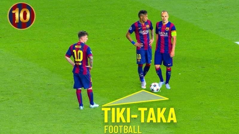 Tiki taka La Gi Lich Su Va Su Suy Tan Cua Triet Ly Bong Da Nay