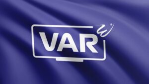 VAR Là Gì? Ảnh Hưởng Của VAR Đến Bóng Đá Hiện Đại
